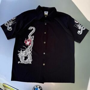 Vtg wooden dog made in USA Black and red vintage dragon button-up shirt